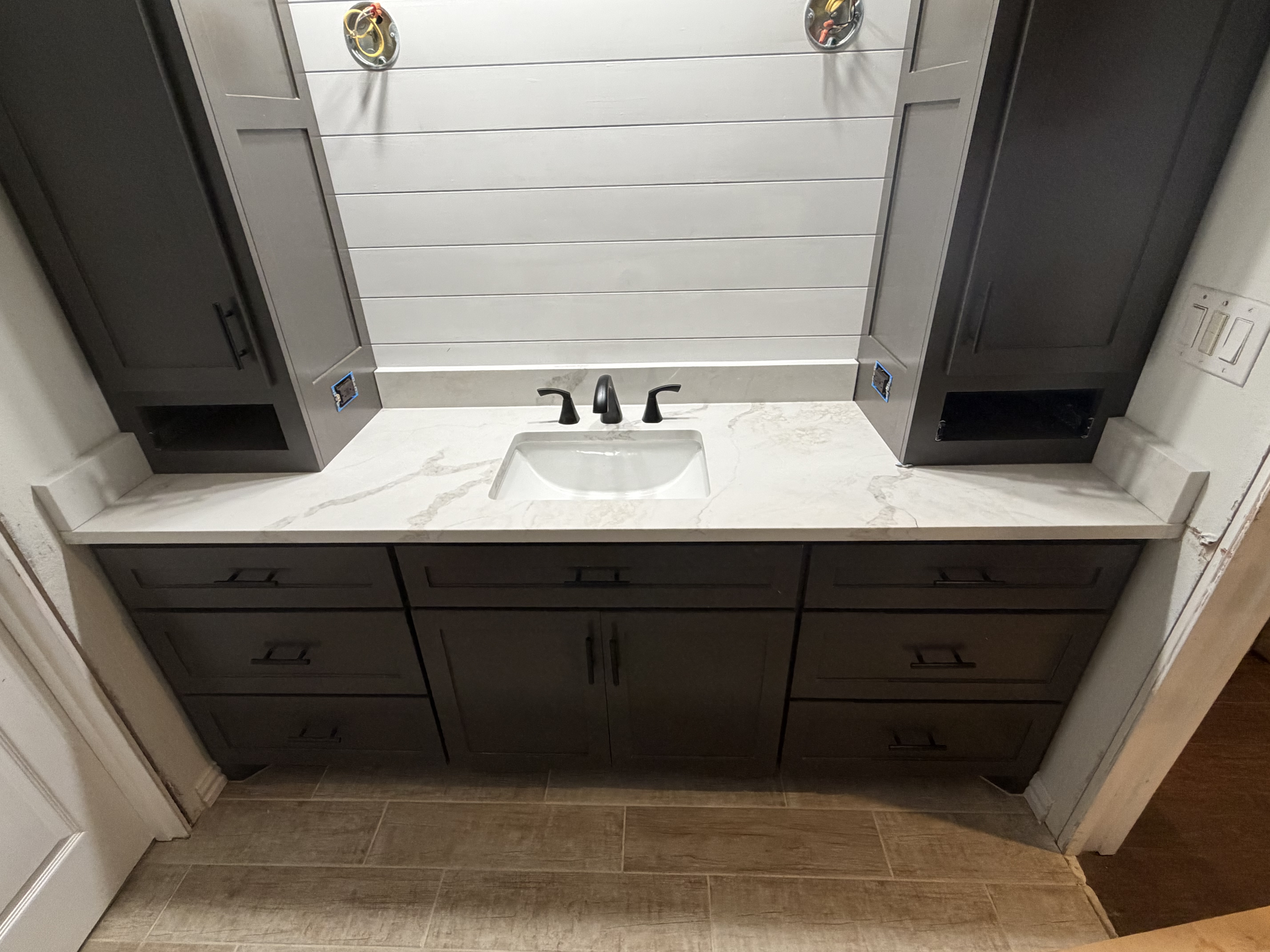 Quartz, Bathroom Remodel.
